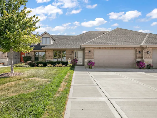 2124 Sky Harbor Dr, New Lenox, IL 60451