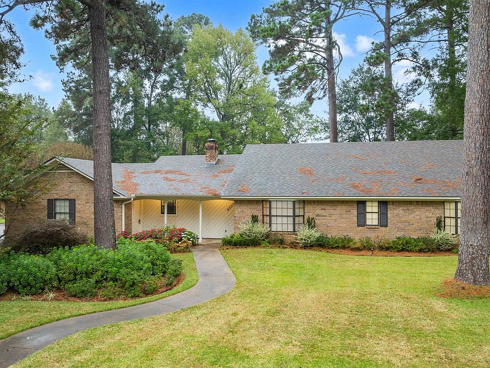1st image of 4502 Woodstock Ln