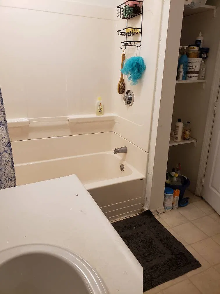 3 bed, 2000 sqft, $2,100 — Photo 4