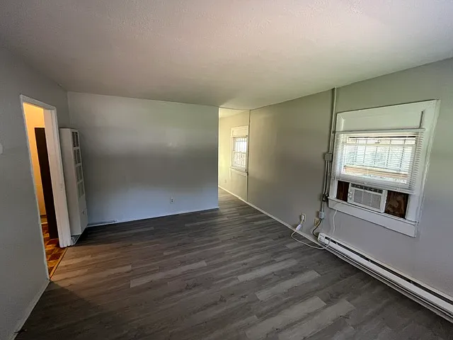 2919 Sommers Dr — Photo 3