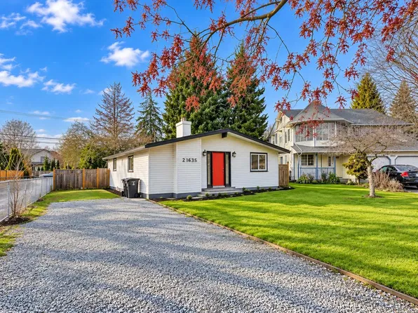 21635 50a Ave, Langley, BC V3A 8W9