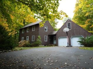 203 Agnew Rd, Morrisonville, NY 12962