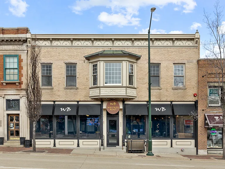 222 W Main St #A — Photo 1