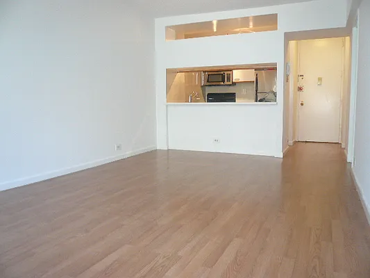 Rented by Furumoto Realty of New York City Inc | media 24