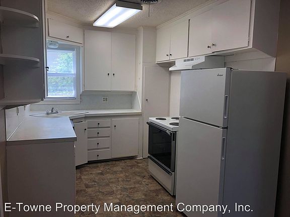 3rd image of 317 W Cottonwood Ave