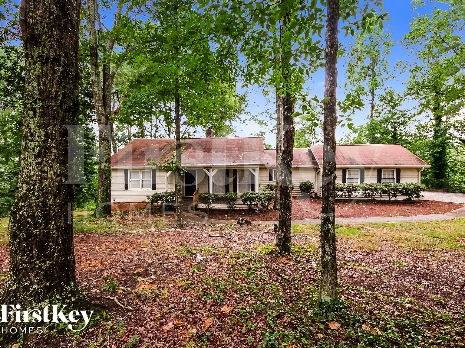 3 bed, 2.0 bath, 1852 sqft, $2,325 — Photo 1
