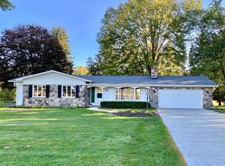 1941 Milkey Rd, Saline, MI 48176