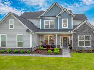 104 Spring Garden Way, Simpsonville, SC 29681