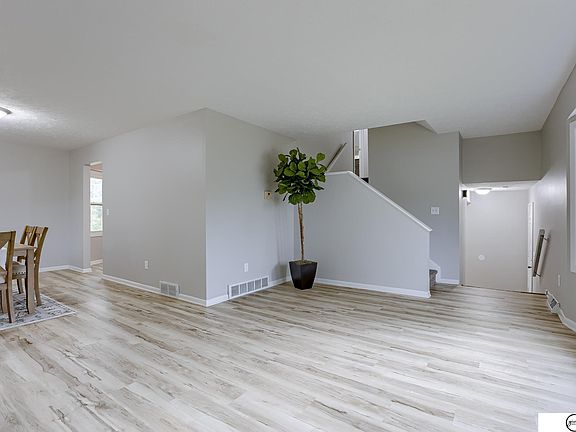 4th image of 3323 Coffey Ave