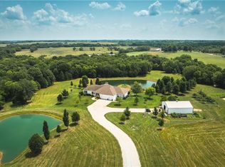 30507 S Lost Ln, Creighton, MO 64739