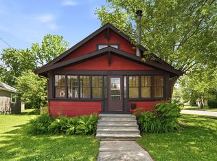 662 W Winneconne Ave, Neenah, WI 54956