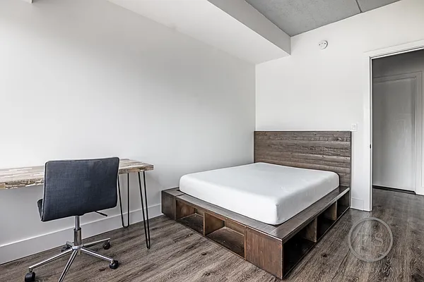 Rented by Five Stone NYC LLC | media 8