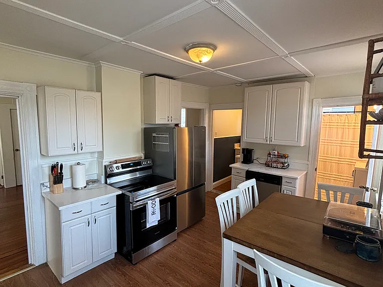 26 Atlantic St #1 — Photo 3