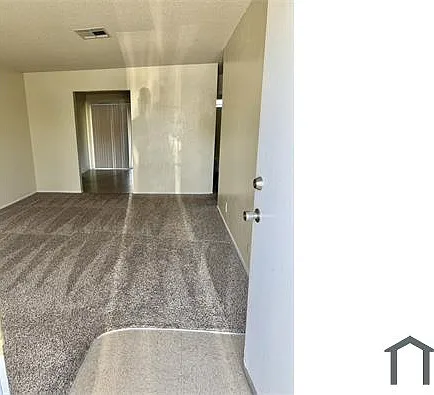 1120 N Rinaldi St #C — Photo 6