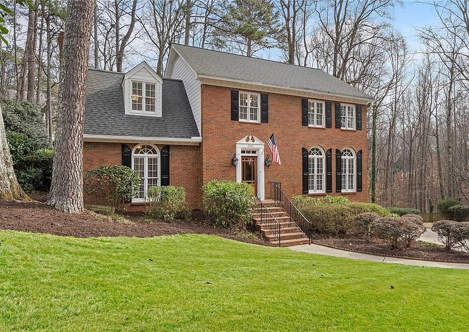 1st image of 2885 Arbor Woods Dr