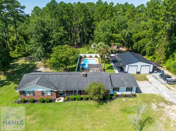 126 Lena Dr, Jesup, GA 31546