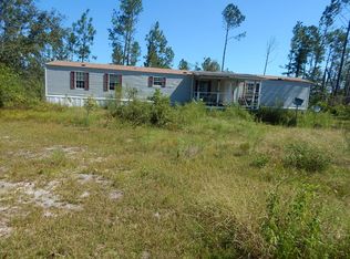 22893 Pine Ln NW, Fountain, FL 32438