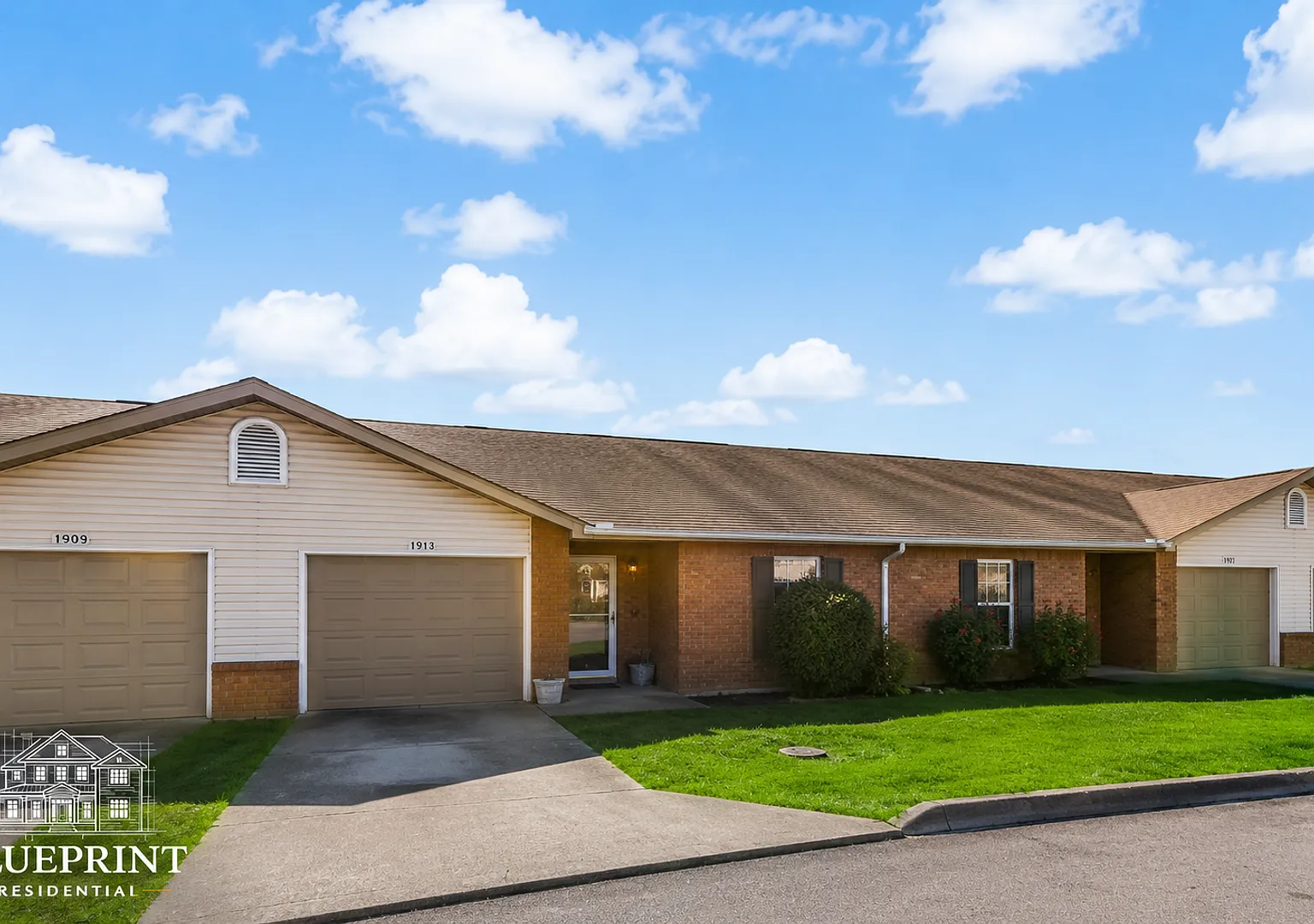 Great condo available now! — Photo 2