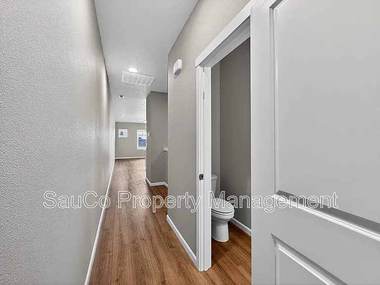 7032 SE Frasier Ln #1 — Photo 8