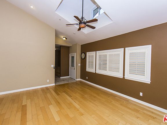 5th image of 4019 W 133rd St