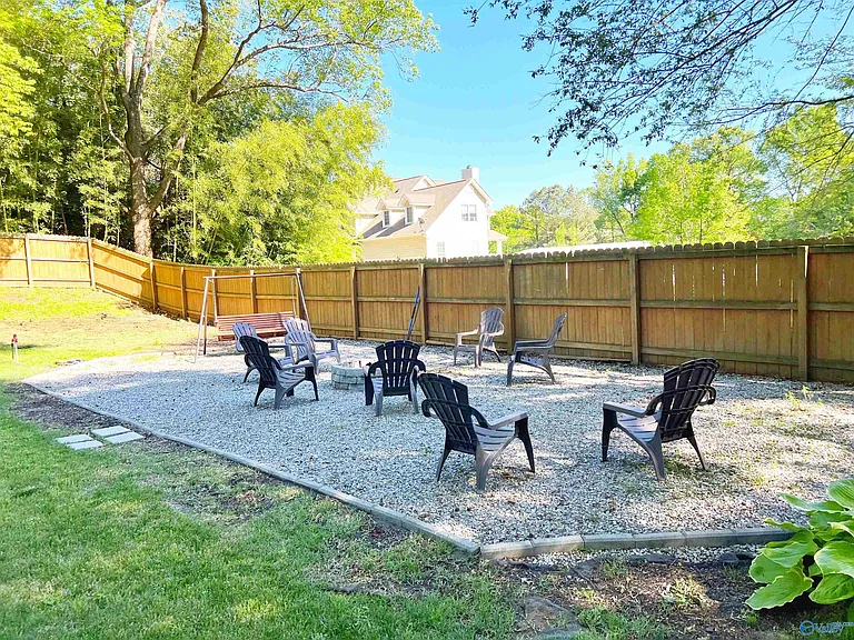 204 Roy Dr — Photo 49