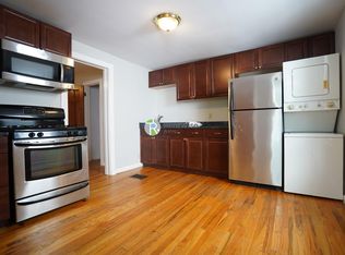 429 Franklin St #13, Cambridge, MA 02139