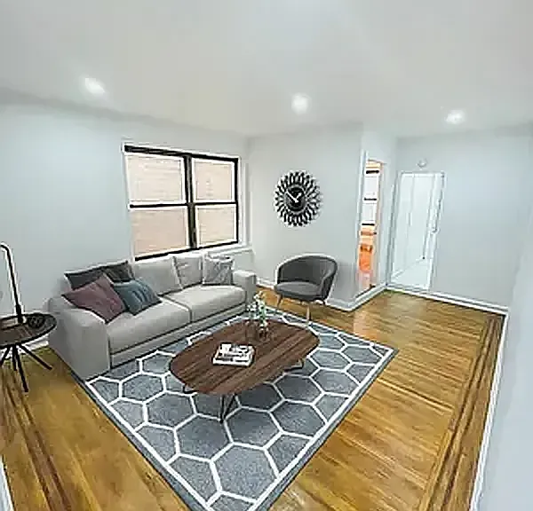 1410 York Ave #4J — Photo 1