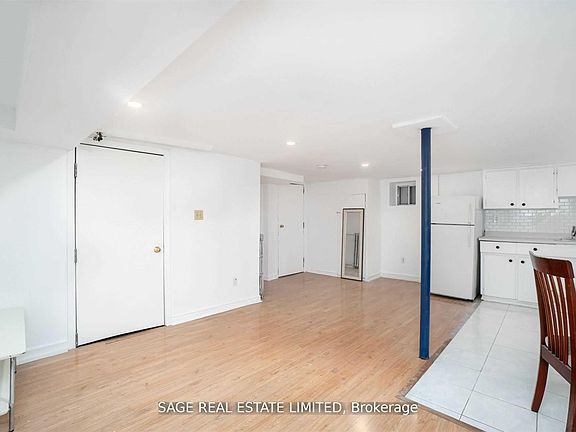 3rd image of 604 Ossington Ave