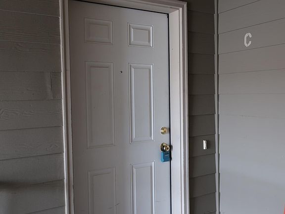 3rd image of 60 Beacon Dr #C