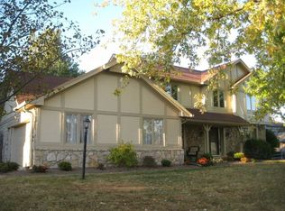 4536 Camborne Dr, Carmel, IN 46033