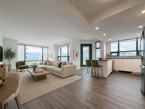 5th image of 150 Keith Rd E #1409532