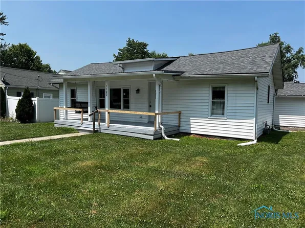 1122 Ohio St, Napoleon, OH 43545