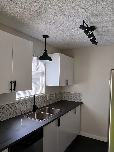 2 bed, 815 sqft, $1,795 — Photo 4