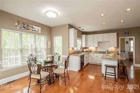 4th image of 8821 Pristine Ct