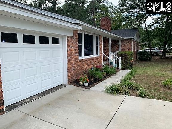 4th image of 3000 Aintree Dr