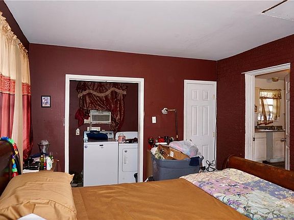 5th image of 2439 General Ogden St