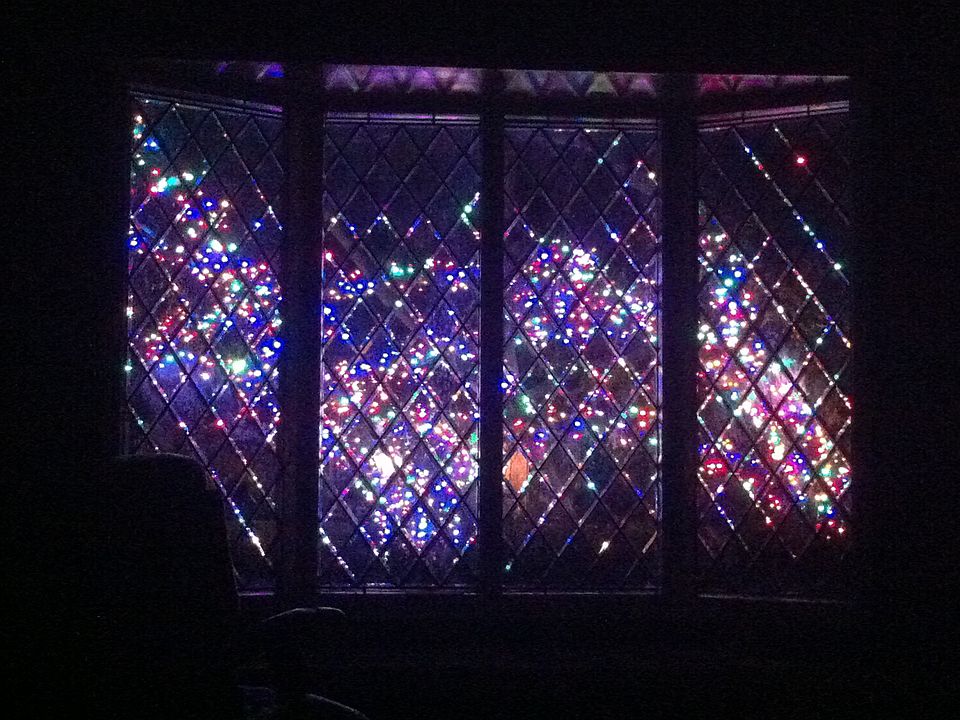 Bay Window- Christmas lights