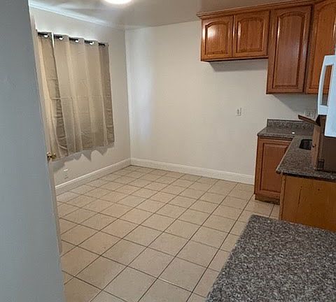 3rd image of 678 N 14th St