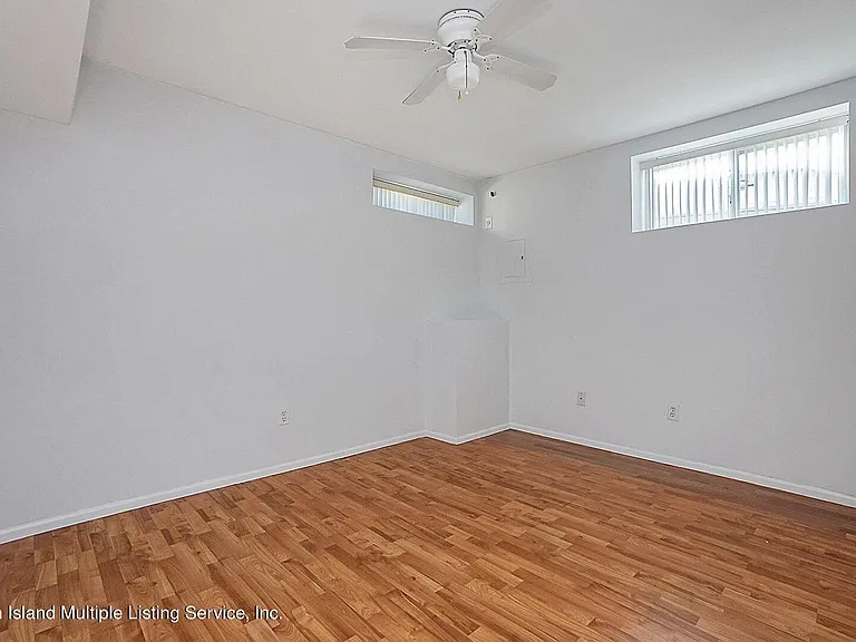 44 Pebble Ln #1 — Photo 3
