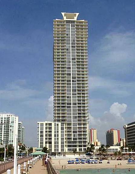 16699 Collins Ave #17F — Photo 19