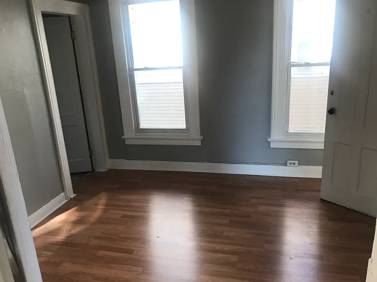34 Park Ave #2 — Photo 3