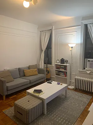 Rented by B Gans Management | media 1