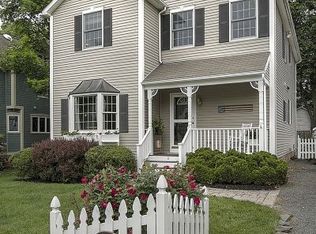 11 Dumont Rd, Far Hills, NJ 07931