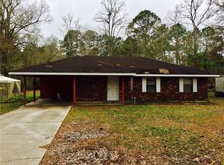 42199 Sweeney Ln, Ponchatoula, LA 70454
