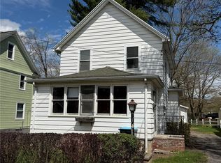 16 Maple St, Avon, NY 14414