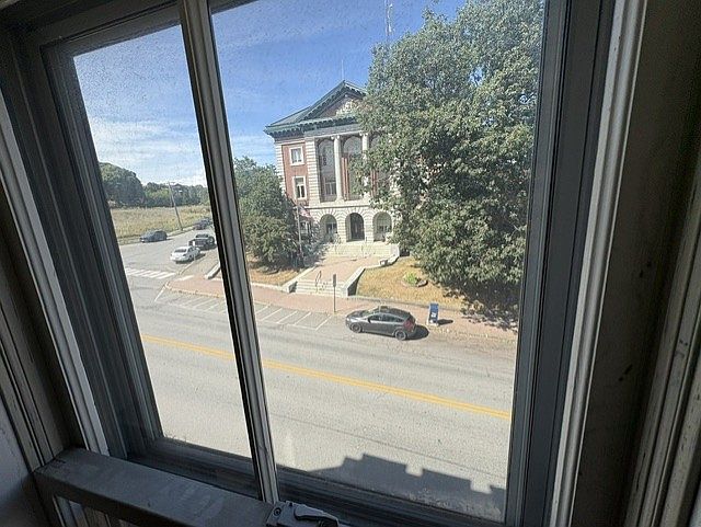 1st image of 96 Hammond St APT 3