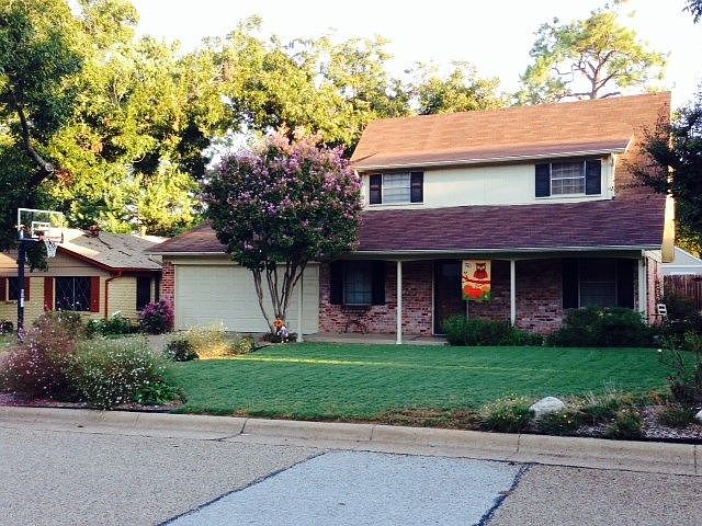 1st image of 1723 Chip Dale Dr N