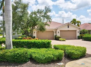 13330 Kent St, Naples, FL 34109