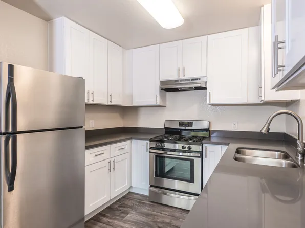 Crossbrook Apartments