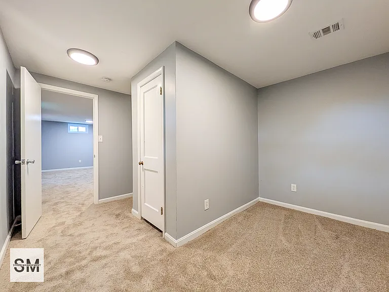 6722 Fairwood Rd — Photo 13